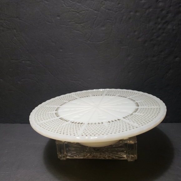 Vtg. 50's  ANCHOR HOCKING Ivory Milk Glass W/Gold Fleur de Lis Cake Stand Plate - Picture 1 of 7